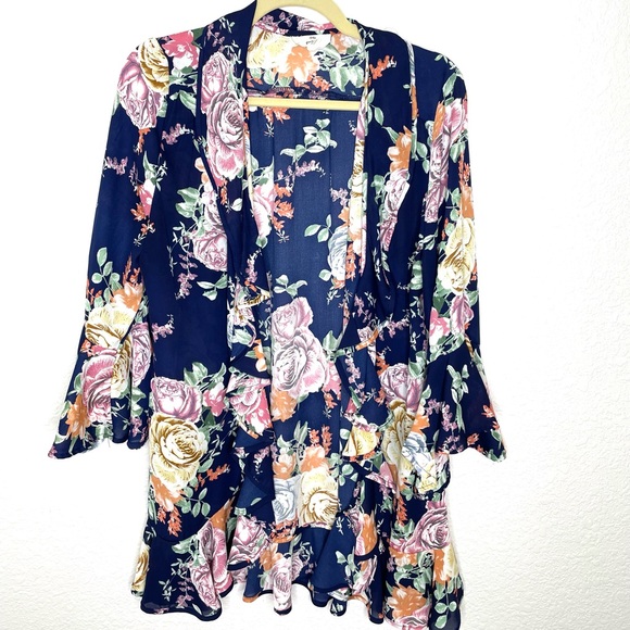 Vici Dolls Entro Blue Floral Ruffle Kimono Women’s size small - Picture 1 of 5